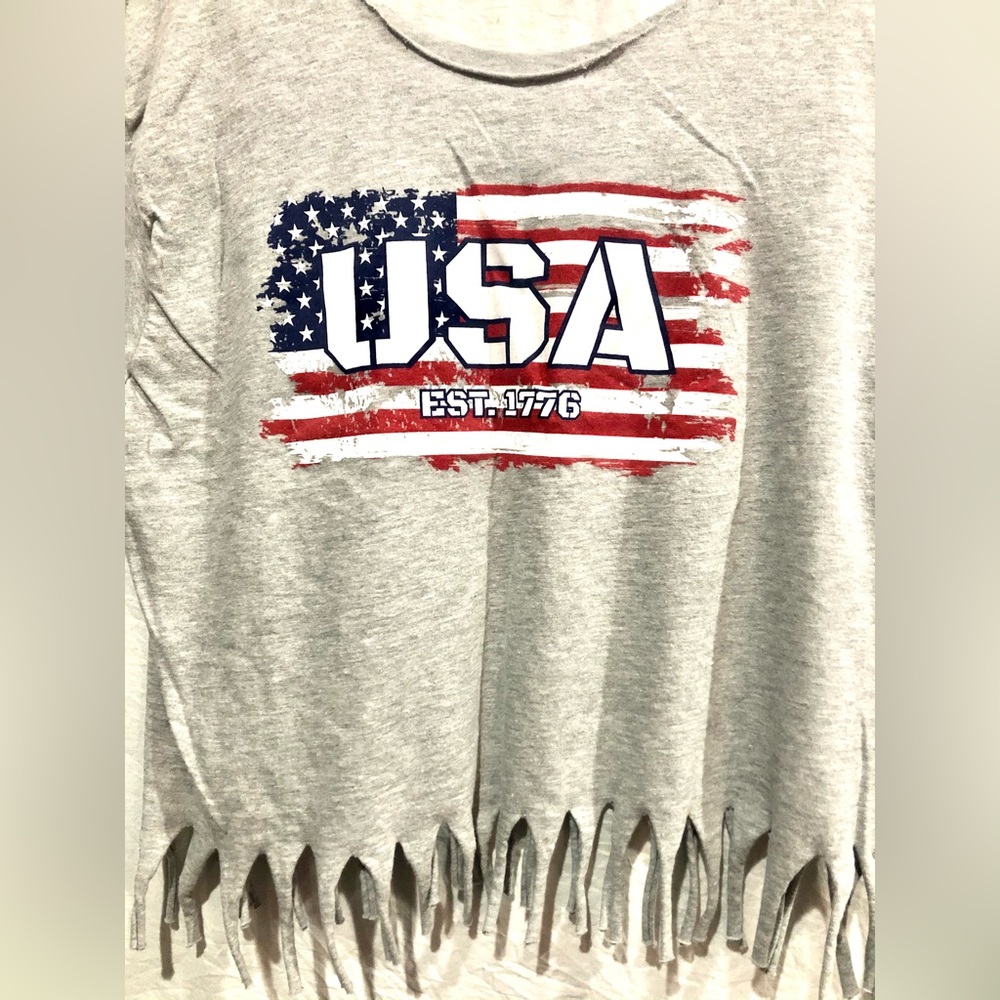 USA PATRIOTIC american flag fringed t-shirt usa pride size L NWOT - Picture 3 of 3
